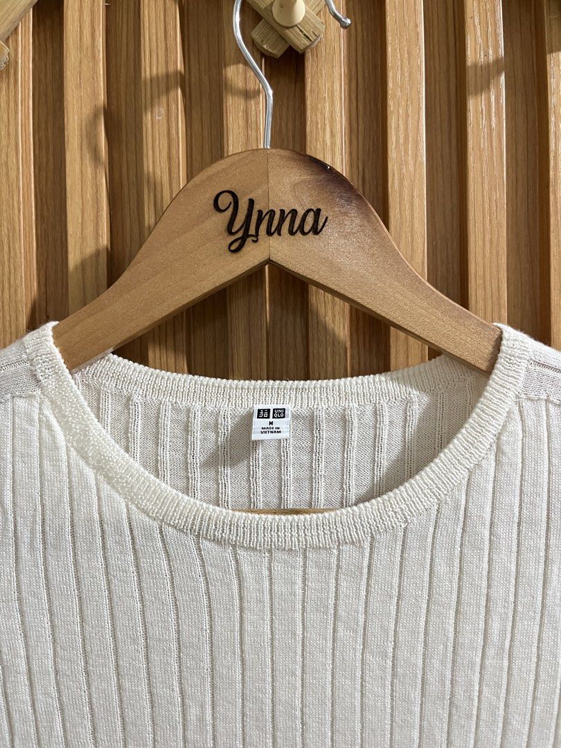 Uniqlo Knitted Shirt (Category: Blouses) located in Caloocan City. Submitted by ynna_27 (Listing ID 1470678516, Image 2). Description: PUniqlo Knitted Shirt Used - Good as new Color : Natural Medium Issue : x Price 449.