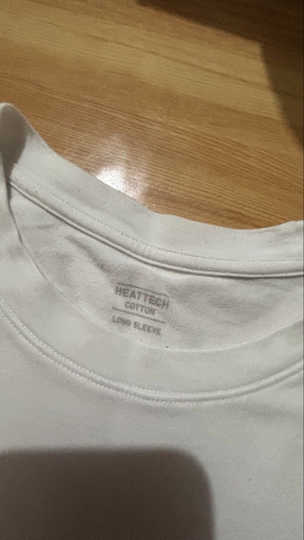 Uniqlo men's Heattech extrawarm longsleeves (Category: Activewear) located in Binan City. Submitted by rdgerevilla (Listing ID 1470573949, Image 3). Description: Uniqlo men's Heattech extrawarm longsleeves ₱280 Small on tag Lightly used Location: Binan.