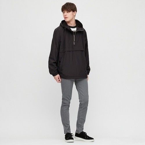Uniqlo oversized Anorak (Category: Coats, Jackets and Outerwear) located in Bulacan. Submitted by frederickg80292 (Listing ID 1470672715, Image 1). Description: UNIQLO OVERSIZED ANORAK PARKA - COLOR BLACK 📌 SIZE MEDIUM ON TAG FIT UP TO LARGE OR XL 24.5 WIDTH 29 LENGTH ADJUSTABLE HEM STRING LIKE NEW CONDITION 10/10 COLOR RATE NO ISSUE 👌 WATER REPELLENT 🌧️ 899 + SF ONLY 💸 LOCATION SJDM BULACAN.