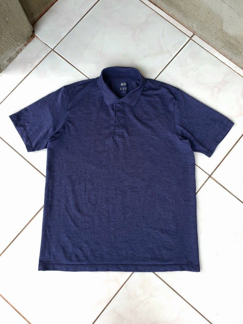 UNIQLO POLOSHIRT (Category: Tshirts & Polo Shirts ) located in Digos. Submitted by makiboi2006 (Listing ID 1470678344, Image 1). Description: Large to XL.