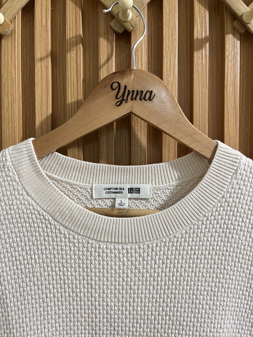 Uniqlo Poocorn Blouse (Category: Blouses) located in Caloocan City. Submitted by ynna_27 (Listing ID 1470677848, Image 3). Description: Uniqlo Poocorn Blouse Used - Good as new Color : Natural Large Issue : x Price 650.