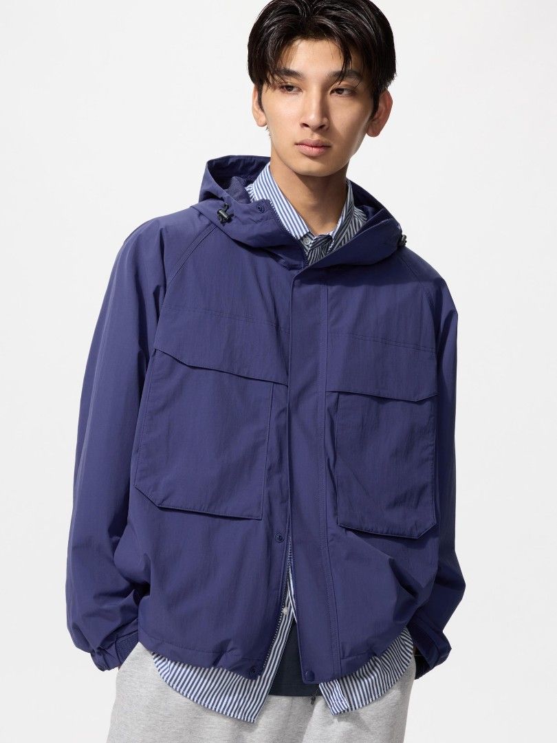 Uniqlo WINDPROOF PARKA (Category: Coats, Jackets and Outerwear) located in Bulacan. Submitted by frederickg80292 (Listing ID 1470672395, Image 1). Description: UNIQLO WINDPROOF PARKA SIZE XXL ON TAG 27.5 WIDTH 29 LENGTH ADJUSTABLE HEM STRING LIKE NEW CONDITION 10/10 COLOR RATE NO ISSUE 👌 DURABLE WATER REPELLENCY 🌧️ 1,200 + SF ONLY 💸 LOCATION SJDM BULACAN.