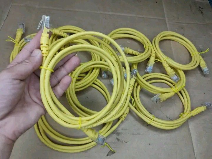 Utp cable (Category: Laptops & Notebooks) located in Manila. Submitted by jabefa1234 (Listing ID 1470580995, Image 1). Description: .