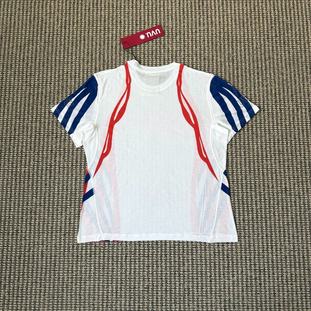 UVU Running Shirt - Chicago (Category: Activewear) located in Manila. Submitted by cessy.runs (Listing ID 1470700114, Image 2). Description: UVU running shirt - Chicago 2026 release. Features blue and red swirls, eye-catching for casual runners and those in the know, will know that you know game. Polyester and Spandex blend perfect for activewear. Size L on-hand. Other sizes available for pre-order. .