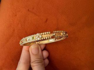 (Category: ) located in . Submitted by alwaysclearingmycloset (Listing ID 1470558862, Image 1). Description: .