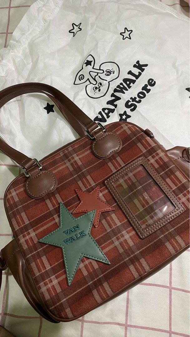 vanwalk christmas collection (Category: Shoulder Bags) located in Manila. Submitted by kei44 (Listing ID 1470670345, Image 2). Description: 📌used but not abused 📌dust bag included 📌can fit ipad air 4th gen & books 💸 price nego ‼️have minor foundation stain loc: north caloocan .