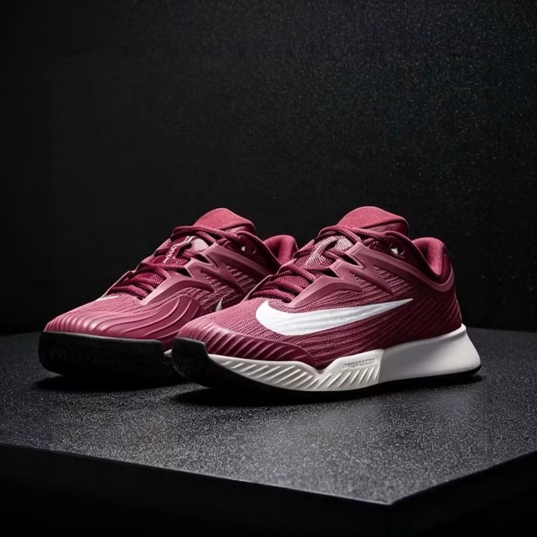 Vapor 3 'Pink Smoke' (Category: Sneakers) located in Quezon City. Submitted by barbosac (Listing ID 1470650901, Image 3). Description: 5.5 to 8 US Women.