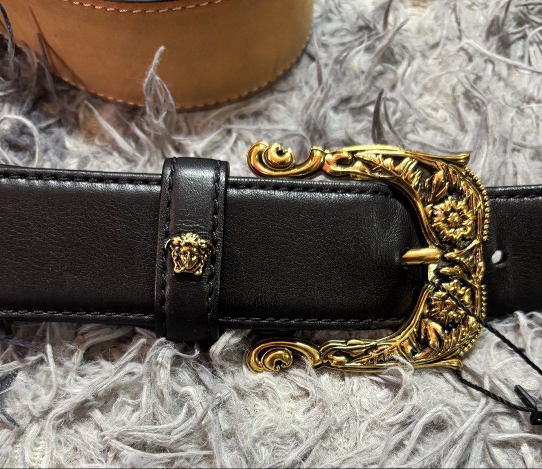 Versace Leather Belt. (Category: Luxury Accessories) located in Legazpi City. Submitted by thesource052 (Listing ID 1470609513, Image 2). Description: Versace Leather Belt Size : 40-42-44 Authentic Excellent no issue Made in Italy.