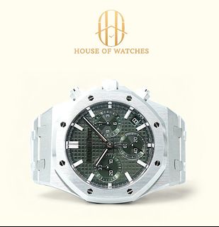 (Category: ) located in . Submitted by houseofwatches.sg (Listing ID 1470592605, Image 1). Description: .