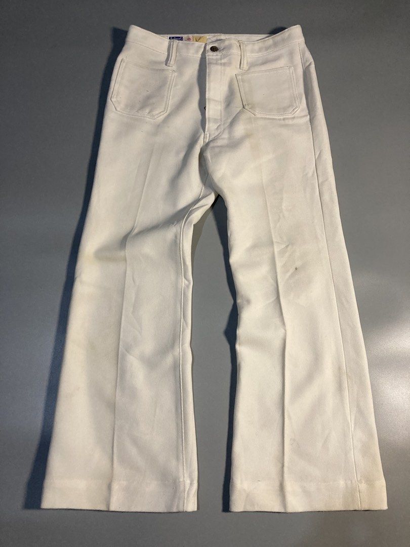 Vintage 70’s Bobson Bell Bottoms (Category: Jeans) located in Malaybalay. Submitted by spl3ndd_artifacts (Listing ID 1470738256, Image 1). Description: Waist 32 Length 38 Rise 11 Thighs 11 Hem 10.5 Issue: pin hole nasa last pic and need wash .