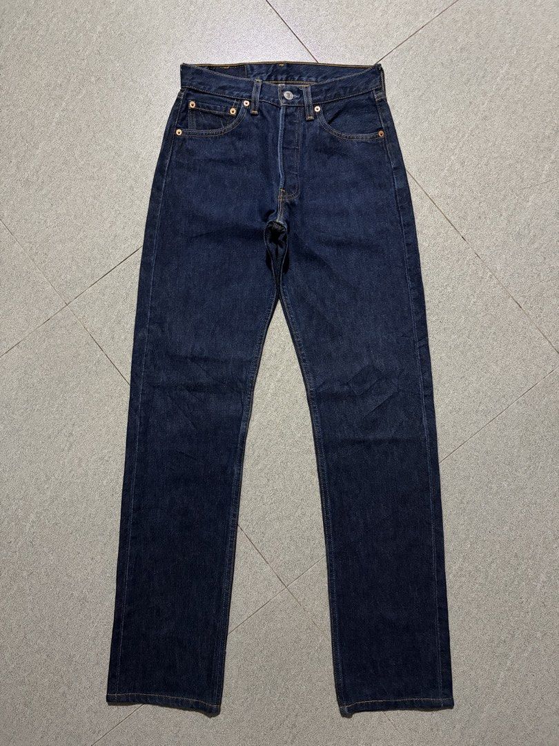 Vintage 90’s Levis 501 (Category: Jeans) located in Talisay. Submitted by re_sell01 (Listing ID 1470717169, Image 1). Description: Levis Vintage 90’s 501 Size: W27 L34 Waistline 28” Length 42.5” Leg Opening 7.5” Straight Leg Non Stretch Made in USA Excellent Condition.