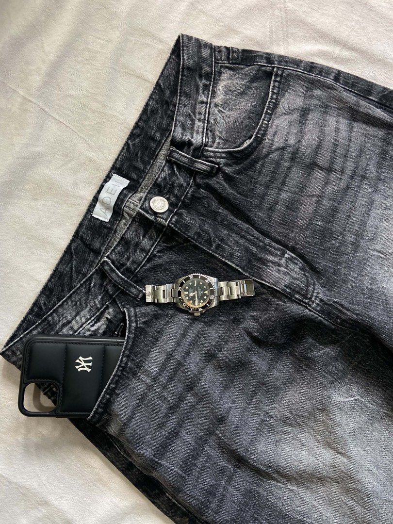VINTAGE BLACK WASHED BAGGY PANTS (Category: Jeans) located in Bacolod City. Submitted by clerkhexx (Listing ID 1470611558, Image 2). Description: VINTAGE ACID BLACK WASHED BAGGY PANTS Brand: ADEN Measurements: Waist: 31 Lenght: 43.5 Thigh: 14.5 Leg Hole: 11.5 Mine: 600 Condition of this item 10 - color rate 10- no issue Check every photos for conditions of the item .