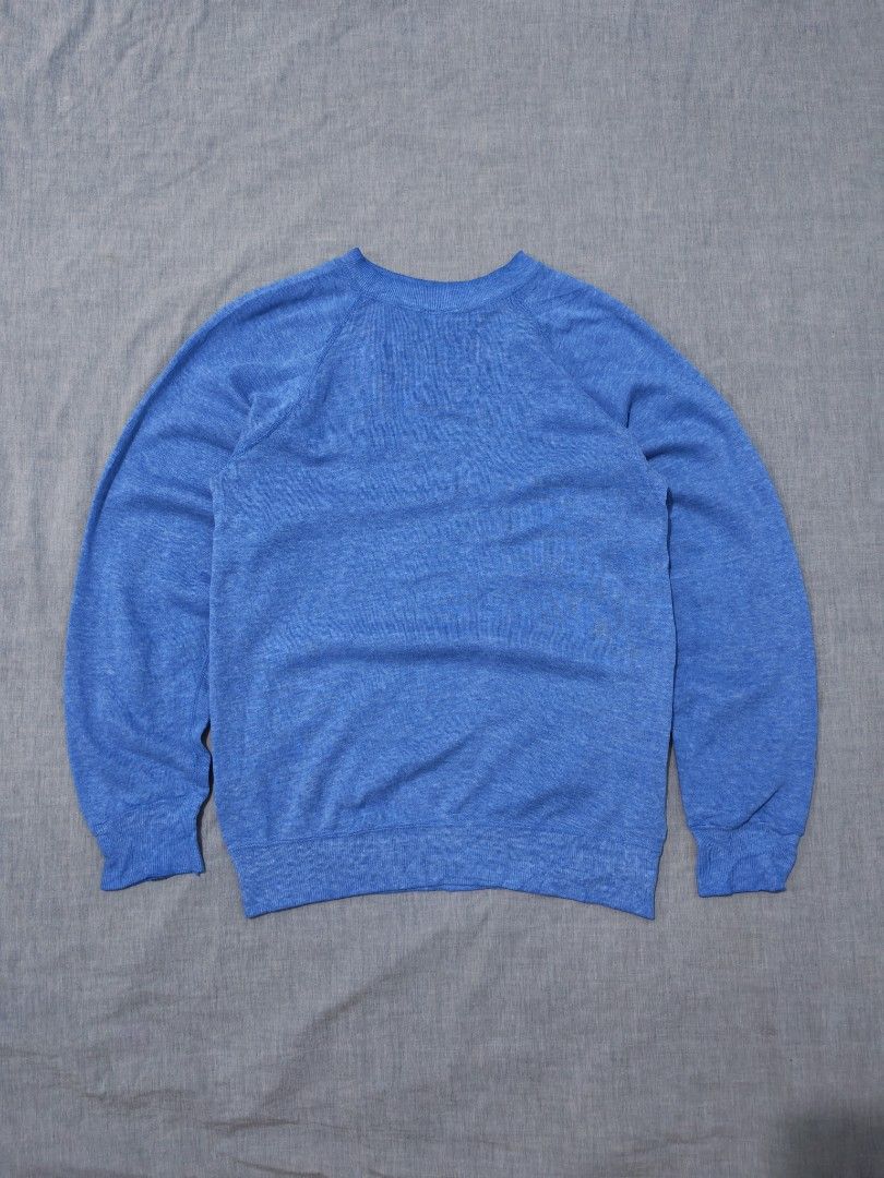 Vintage Blank raglan sweatshirt (Category: Coats, Jackets and Outerwear) located in Baguio. Submitted by used_clothing2600 (Listing ID 1470656486, Image 1). Description: Vintage Blank raglan sweatshirt made in USA size small verygood condition pit to pit 19 length 26 P 780.