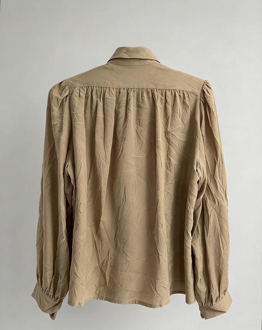 Vintage Christian Dior silk (Category: Luxury Apparel) located in Bato. Submitted by itsmethriftlist (Listing ID 1470608710, Image 2). Description: Size medium Excellent condition .
