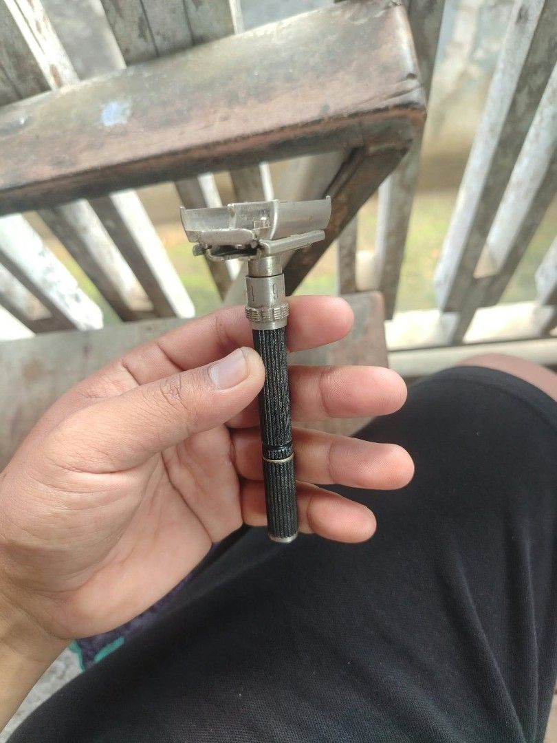 Vintage Gillette Super Adjustable 1-9 