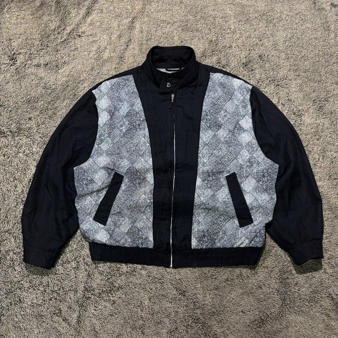 Vintage Harrington Jacket (Category: Coats, Jackets and Outerwear) located in La Trinidad. Submitted by lygin (Listing ID 1470713694, Image 1). Description: Price : 150 Pesos Brand : Adarge Type : Vintage Harrington Jacket Size: Large Width : 25” Length : 26” Condition : Excellent Color rate : 10/10 PS : uncommon western design that shows the sharpness of your style. Quality over brand type of jacket 👌 - Color May Vary Due To Lightings.
