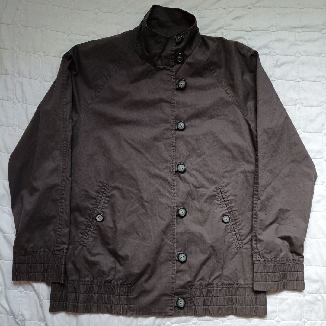 Vintage Minimalist Brown Button-Up Jacket | P.E.D. (Category: Coats, Jackets and Outerwear) located in Santa Cruz. Submitted by oreosthrift.co (Listing ID 1470649979, Image 2). Description: PRELOVED CLOTHING † handpicked & carefully selected quality pieces • affordable prices DM to claim 📩.