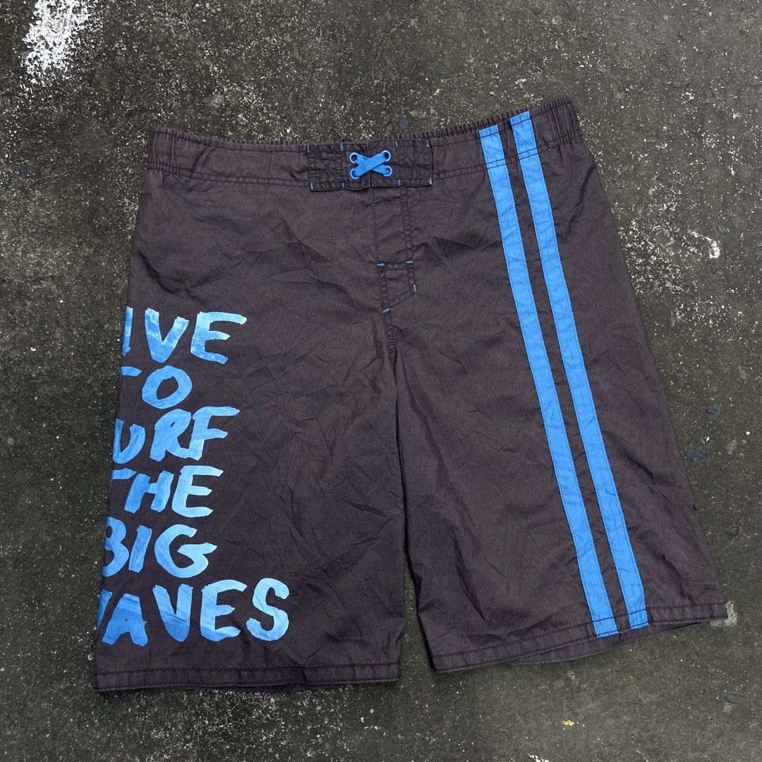 Vintage Mossimo Supply Co. Boardshorts (Category: Swim Trunks & Board Shorts) located in Angeles City. Submitted by eriellynngotvintage (Listing ID 1470670412, Image 1). Description: 38 W 22 L 12 Leg Opening Good Condition. See photos for details 390 Angeles City Pampanga.