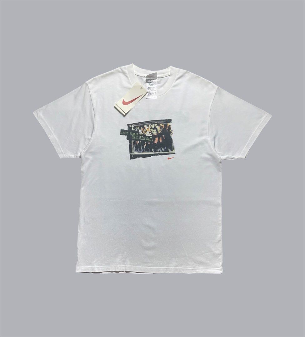 Vintage Nike 2000s tags deadstock (Category: Tshirts & Polo Shirts ) located in Quezon City. Submitted by renovare.196 (Listing ID 1470657830, Image 1). Description: Vintage Nike 2000s tags deadstock Brand New Deadstock Color Rate: 9.8/10 No Issue Authentic/Legit Measurements • Width: 20.5 • Length: 29.5 Price: 1200 obo DM IF INTERESTED📥.