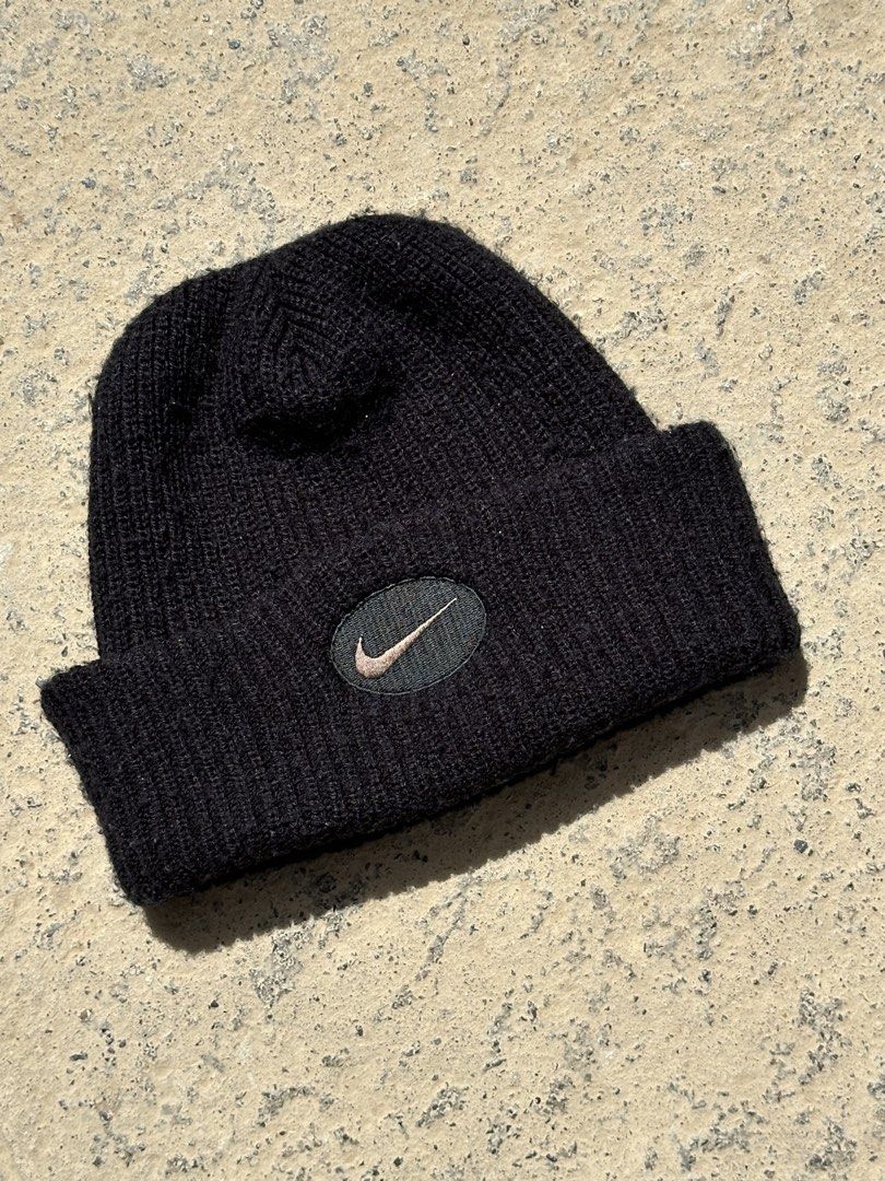 Vintage nike beanie (Category: Beanies) located in Manila. Submitted by wegotthrifts (Listing ID 1470599201, Image 1). Description: Solid condition.