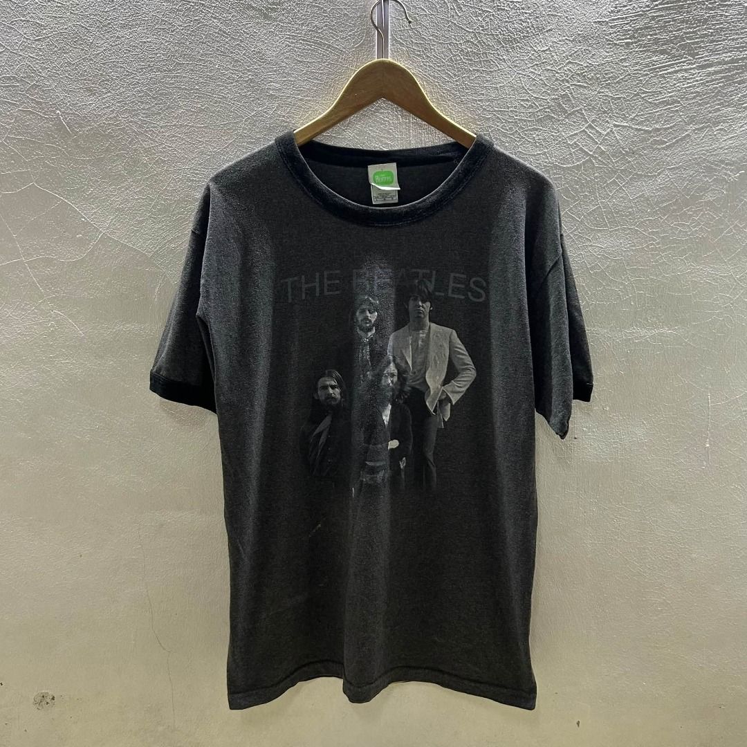 VINTAGE THE BEATLES RINGER TEE (Category: Tshirts & Polo Shirts ) located in Caloocan City. Submitted by j3ngsanity (Listing ID 1470589108, Image 1). Description: DATED 2005 DIMES : 21.5x30 ISSUE : MIN CRACKS / GOOD VINTAGE FADE / STAINS .