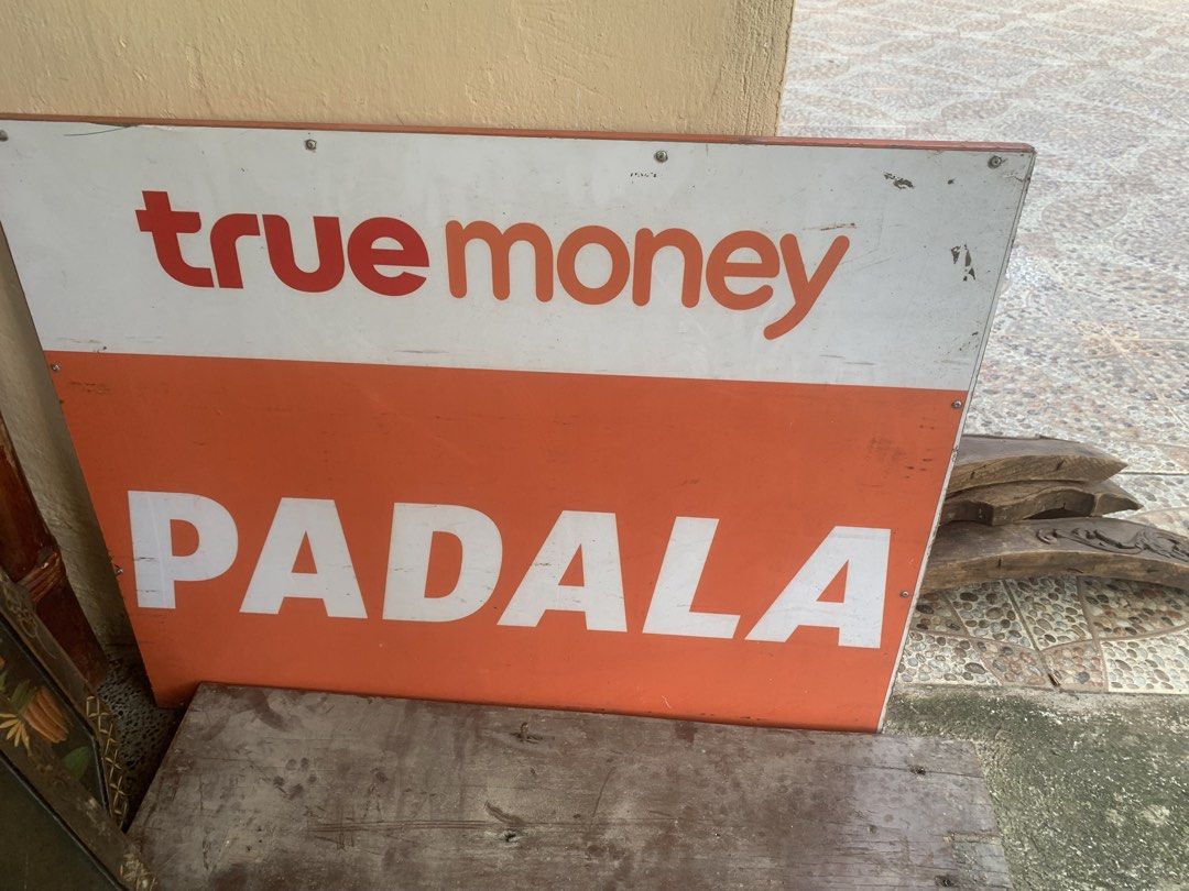 Vintage Tin Signage (Category: Vintage Collectibles) located in Quezon City. Submitted by sojisup (Listing ID 1470621422, Image 3). Description: Vintage rare tin signage big .