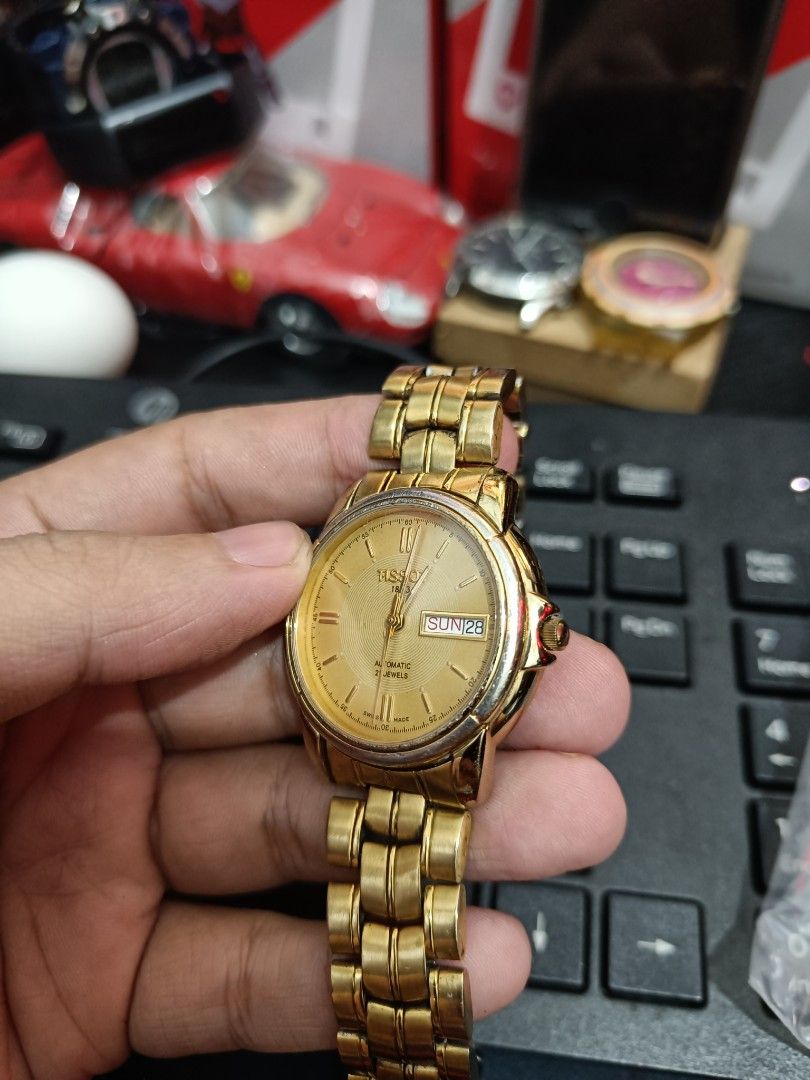 Vintage Tissot automatic watch (Category: Men's Watches) located in Taguig. Submitted by ashicollection (Listing ID 1470679607, Image 2). Description: some fade gold parts. working condition Please read! For sure buyer only! NO COD/COP No reservation The items will be sold to the first payer w/o prior notice. Verbal reservations are not acceptable. Note: All items are vintage. Please manage your expectations accordingly. G cash payment. Shipping 