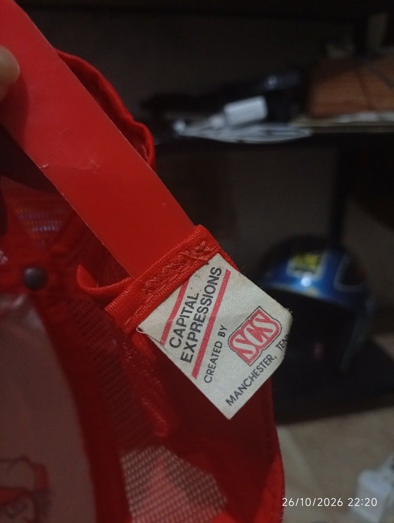Vintage Wanta Quickie Mesh Trucker Snapback Cap (Category: Caps & Hats) located in Naga. Submitted by bonethugz1822 (Listing ID 1470587161, Image 3). Description: 450 shipped na Excellent condi With issue sa snap may crack at 1 button sira Naga city bicol location.