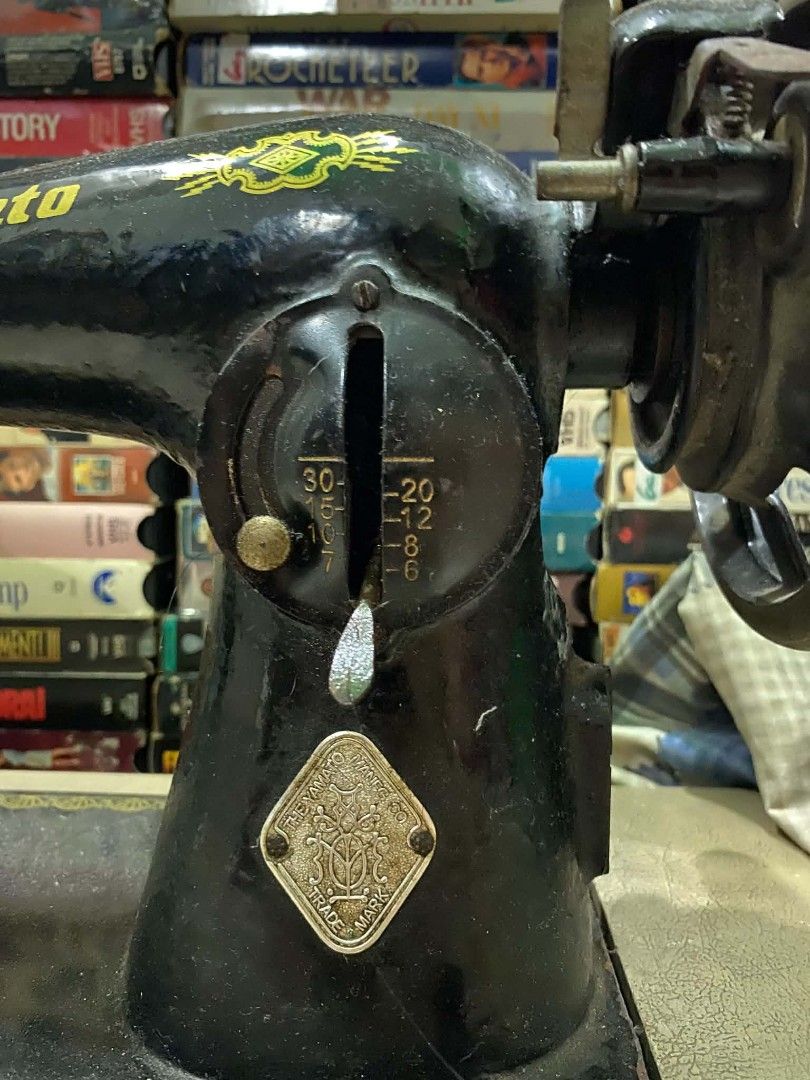 Vintage Yamato sewing machine (Category: Vintage Collectibles) located in Manila. Submitted by lekanek (Listing ID 1470724615, Image 2). Description: sale !!! vintage Yamato sewing machine 3500 pesos only pm me if you interested 📩.