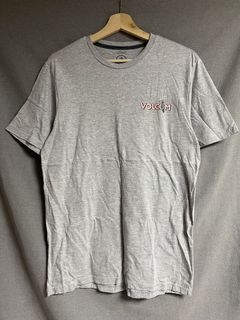 (Category: ) located in . Submitted by ukaythriftshirt (Listing ID 1470676103, Image 1). Description: .