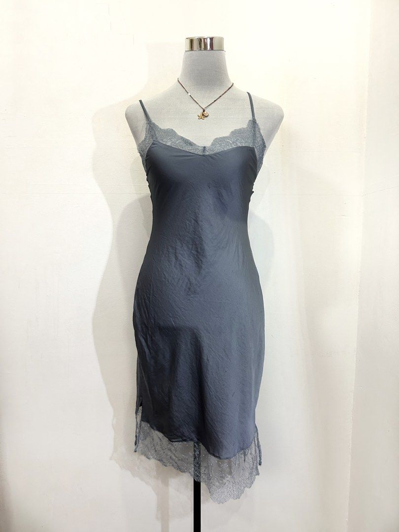VS Gray Laced Slip Dress (Category: Dresses) located in Quezon City. Submitted by cooroe.mnl (Listing ID 1470693490, Image 1). Description: XS-S , length 40 10/10 .