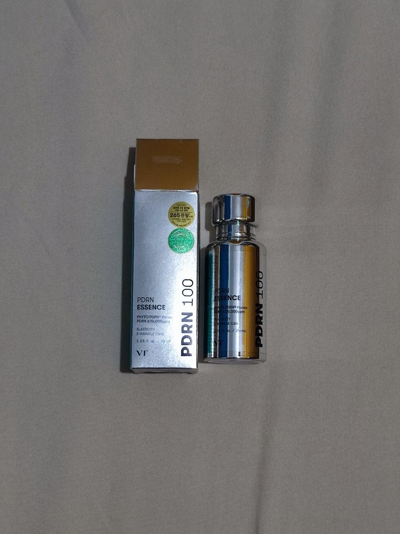 VT PDRN Essence 100 (30ml) (Category: Face Care) located in Taguig. Submitted by jeng_72023 (Listing ID 1470736654, Image 3). Description: Bought Oct 3rd (see screenshot). I used this for less than 2 weeks (about 8-10 pumps missing). RFS: not suitable for my oily skin. This will work better for those with normal to dry skin. Selling low just to get rid of it. Shipping from Taguig/Parañaque..