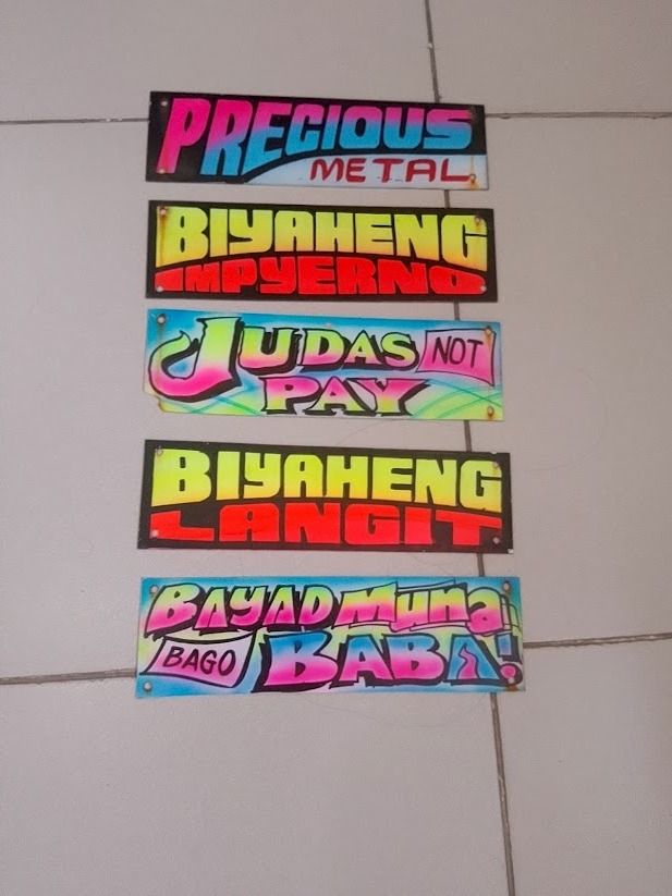 Wall Display Signage mancave (Category: Vintage Collectibles) located in Quezon City. Submitted by susmaryosep1 (Listing ID 1470670722, Image 1). Description: Wall Display Signage mancave - Customized metal signs, perfect for decoration or personalizing vehicles. - Available phrases: 'Precious Metal', 'Biyaheng Impyerno', 'Judas Not Pay', 'Biyaheng Langit', 'Bayad Muna Bago Baba'. - Bright and eye-catching designs. - Each sign features pre-drille