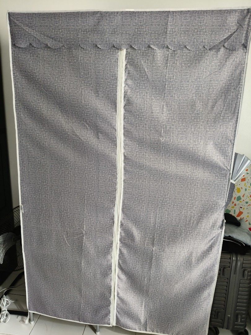 Wardrobe metal rack (Category: Shelves, Cabinets & Racks) located in Pasig City. Submitted by giii9628 (Listing ID 1470695403, Image 1). Description: Leego wardrobe metal rack 110cm width Like new with 2 side pockets with box, complete parts spare parts for each type also complete.