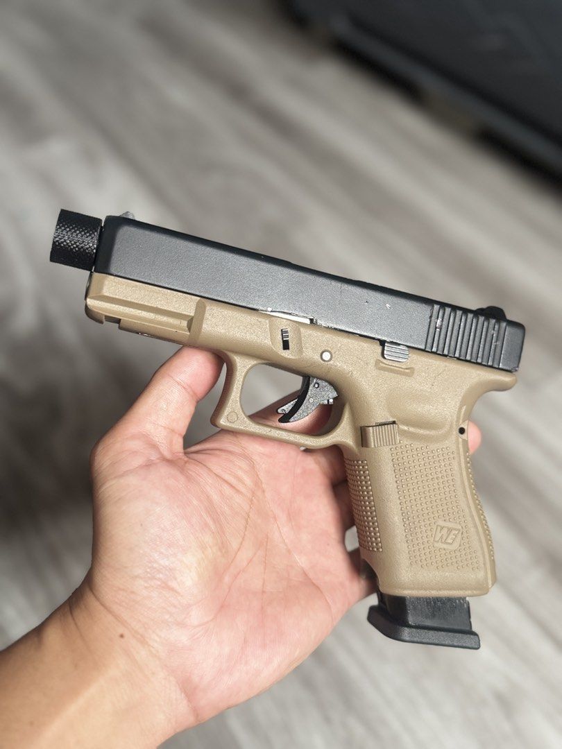 WE G19 gen 5 (Category: Action & Battle Toys) located in Cainta. Submitted by legiorant (Listing ID 1470567623, Image 1). Description: We g19 black/tan We g17 mag Fixed ob No right slide lock All working No leaks Cainta, Rizal 3,000.