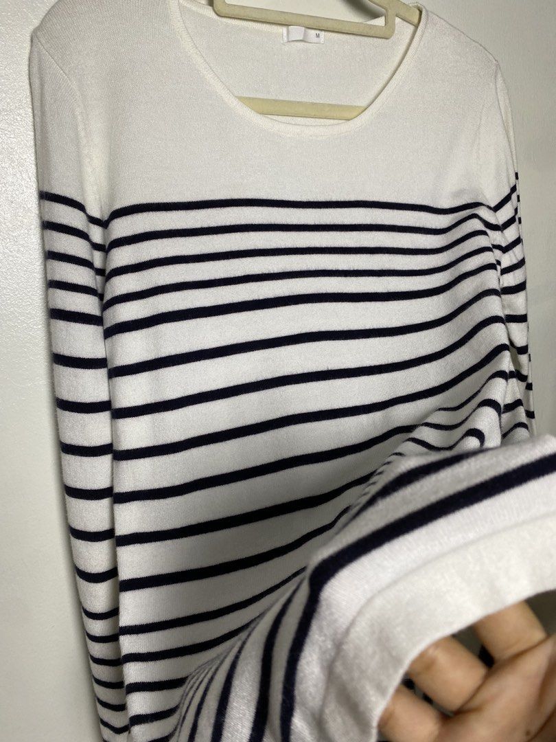 White and navy stripe knit top (Category: Others Tops) located in Makati City. Submitted by indaysukaycloset (Listing ID 1470678711, Image 3). Description: 🤍 STRIPE KNIT TOP FOR SALE ITEM: White & Navy Striped Knit Top COLOR: White with Navy Blue Stripes TAG SIZE: M ( Japan Size ) FITS: Medium to large FABRIC: 66% Rayon / 34% Polyester → Soft knit, lightweight, breathable, comfy for PH weather FEATURES: ✓ Classic breton / marine stripe ✓ Round n