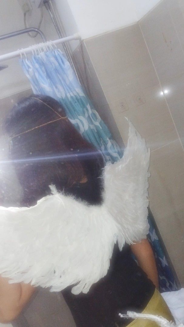 White Feather Costume Wings Angel Costume (Category: Babies & Kids Fashion) located in Apalit. Submitted by randomsellshop (Listing ID 1470675845, Image 2). Description: 300 rent 400 buy pasay loc.