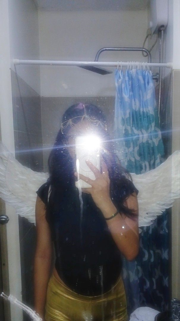 White Feather Costume Wings Angel Costume (Category: Babies & Kids Fashion) located in Apalit. Submitted by randomsellshop (Listing ID 1470675845, Image 1). Description: 300 rent 400 buy pasay loc.