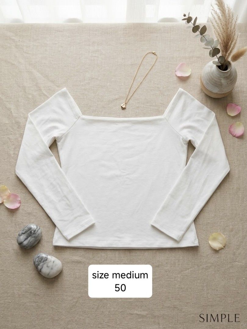 White off shoulder top (Category: Longsleeves) located in Las Pinas. Submitted by dnbrbnt (Listing ID 1470653842, Image 1). Description: .
