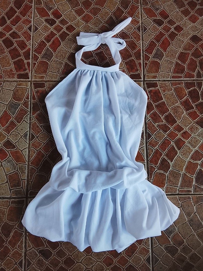 WHITE SELFTIE HALTER BACKLESS MINI DRESS (Category: Dresses) located in Batangas. Submitted by jaselegance (Listing ID 1470689276, Image 2). Description: small to large size high quality crepe fabric self tie halter garterized waist mini dress.