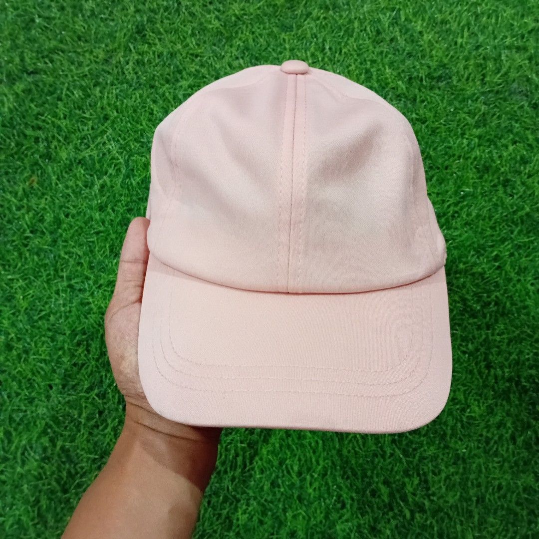 wild fable cream pink cap dad hat (Category: Hats & Beanies) located in Muntinlupa City. Submitted by rianrax3012 (Listing ID 1470589131, Image 1). Description: .