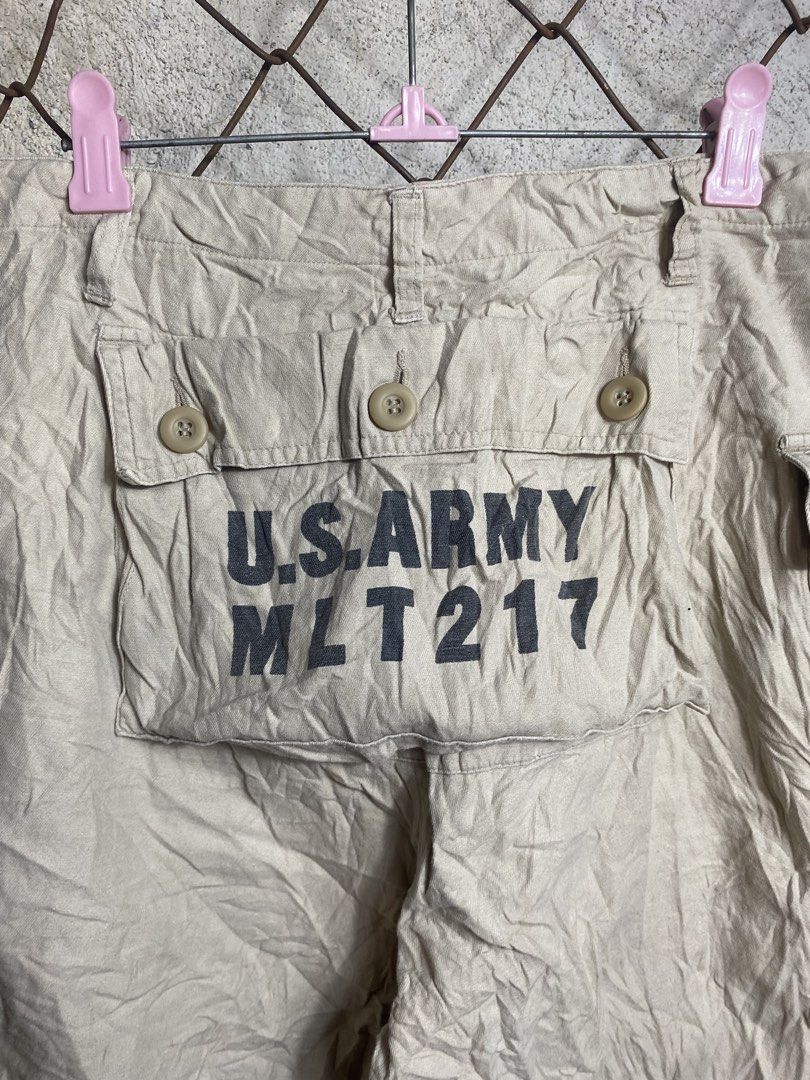 Wild Machine US Army Style Khaki Cargo Shorts (Category: Shorts) located in Cabanatuan. Submitted by adrialesdrip (Listing ID 1470595429, Image 3). Description: Wild Machine khaki cargo shorts in relaxed fit, size tagged inside. Made of 100% cotton with multiple utility pockets and button fly. Features a cool U.S. ARMY MLT217 print on the back pocket. Great for daily casual wear. Message for inquiries! Width love machine u,s army MLT217 monkey sh