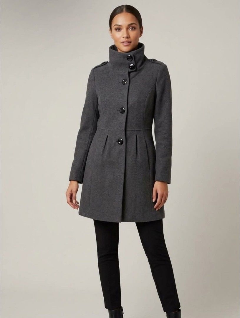 WOMENS HIGH COLLAR COAT (Category: Coats, Jackets and Outerwear) located in Puerto Princesa. Submitted by wintergarmentshop (Listing ID 1470618389, Image 1). Description: WOMENS HIGH COLLAR COAT GOOD ASNEW NO ISSUE 17W 31L SMALL.