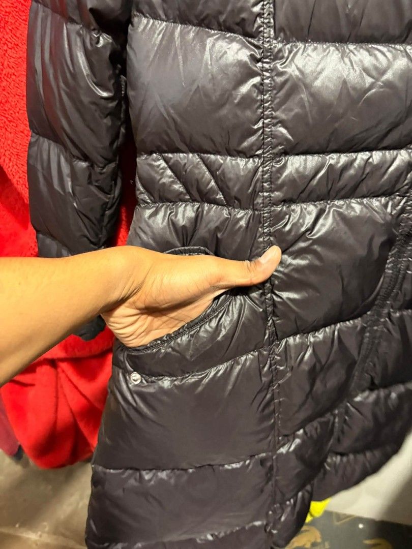 WOMENS LONG QUILTED HOODED JACKET (Category: Coats, Jackets and Outerwear) located in Puerto Princesa. Submitted by wintergarmentshop (Listing ID 1470610902, Image 3). Description: Women's Long Quilted Hooded Jacket - Charcoal Grey ASNEW NO ISSUE SMALL TO MEDIUM FITS MINE 680 PLUS SF MOP GCASH OR BANK MOD LBC OR JNT.