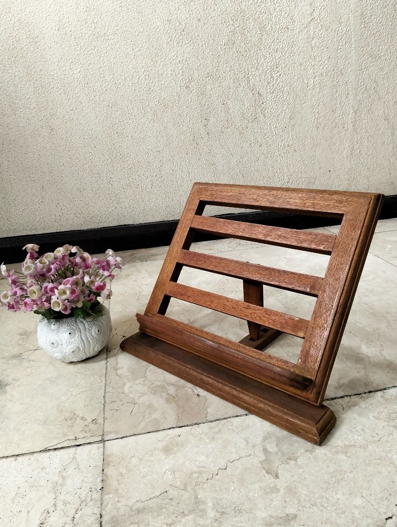 Wooden Book Stand/Rest (Category: Other Home Decor) located in Binan City. Submitted by croti_by_juliechi (Listing ID 1470138682, Image 2). Description: .
