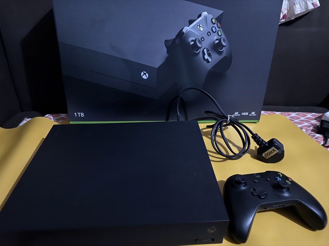 XBOX ONE X - 1TB (Category: Xbox) located in Manila. Submitted by vastfalcon_8c1398 (Listing ID 1470720863, Image 3). Description: Selling my Xbox One X with 1TB storage!.