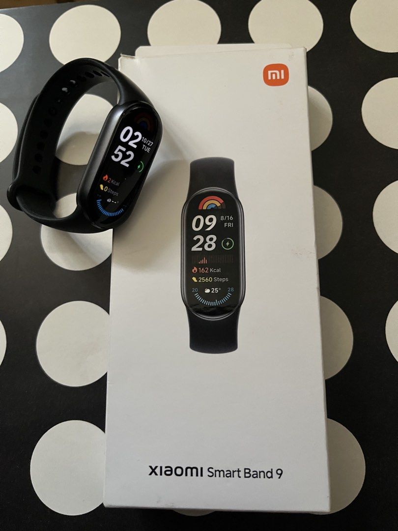 Xiaomi Band 9 (Category: Wearables & Smart Watches) located in Makati City. Submitted by av88888r (Listing ID 1470617076, Image 1). Description: Xiaomi Band 9 Midnight black Used only for a few times .