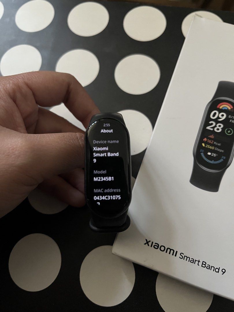 Xiaomi Band 9 (Category: Wearables & Smart Watches) located in Makati City. Submitted by av88888r (Listing ID 1470617076, Image 3). Description: Xiaomi Band 9 Midnight black Used only for a few times .