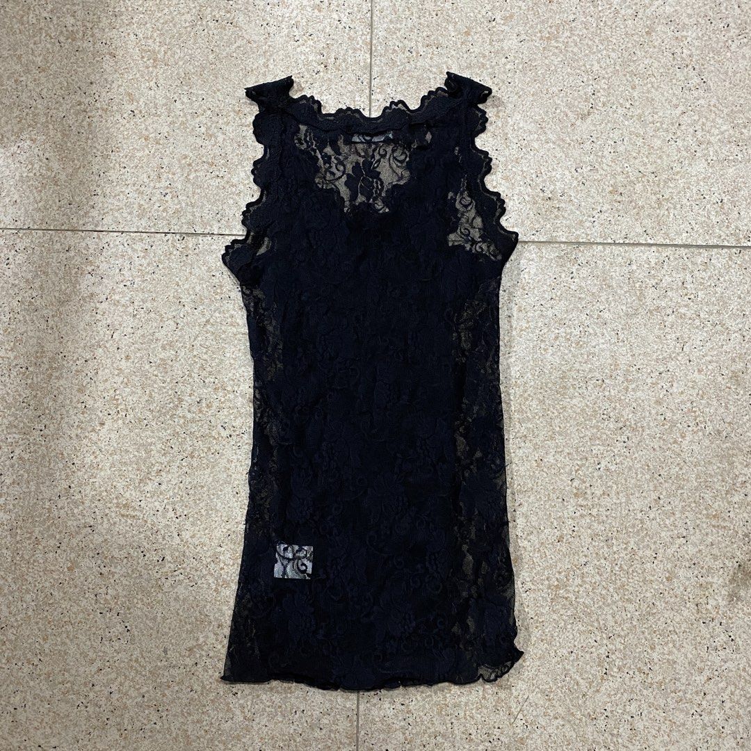 Y2K Black Lace Tank - Coquette (Category: Others Tops) located in Isabela. Submitted by islandsrelics (Listing ID 1470646100, Image 2). Description: .