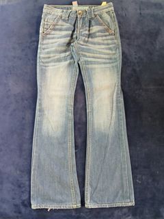 (Category: ) located in . Submitted by used2.wearwomens (Listing ID 1470638325, Image 1). Description: .